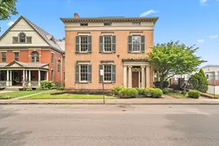 139 W 2nd St, Chillicothe, OH 45601 - Photo 1