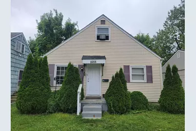 2205 Lexington Avenue, Columbus, OH 43211 - Photo 1
