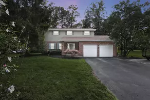 10585 NW Marie Ln, Pickerington, OH 43147 - Photo 1