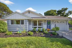 2069 Ridgecliff Rd, Upper Arlington, OH 43221 - Photo 1