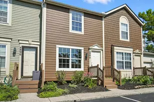 4894 Stoneybrook Blvd, Hilliard, OH 43026 - Photo 1