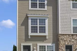 320 Autumn Ridge Cir, Pickerington, OH 43147 - Photo 1