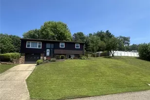 218 Highland Blvd, Coshocton, OH 43812 - Photo 1