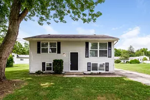 2767 Bardwell Rd, Columbus, OH 43219 - Photo 1