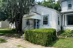 205 1/2 S Prospect St, Granville, OH 43023 - Photo 1