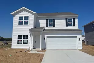 122 Vine Grv Dr, Circleville, OH 43113 - Photo 1