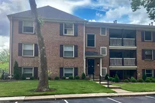 965 Manor Ln, Columbus, OH 43221 - Photo 1