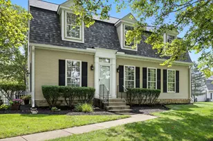 2541 Swan Dr, Grove City, OH 43123 - Photo 1