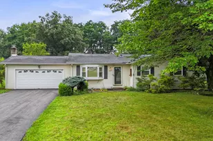 1045 Columbus Cir N, Ashland, OH 44805 - Photo 1