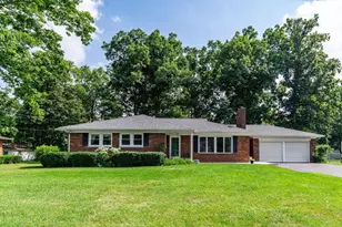 1263 Oakwood Rd, Marion, OH 43302 - Photo 1