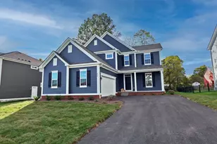 214 Isleta Dr, Pataskala, OH 43062 - Photo 1