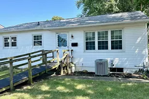 303 Spring St, Lancaster, OH 43130 - Photo 1
