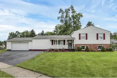 819 Hunt Valley Drive, Reynoldsburg, OH 43068 - Photo 1