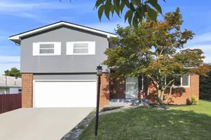 5441 Hazelwood Rd, Columbus, OH 43229 - Photo 1