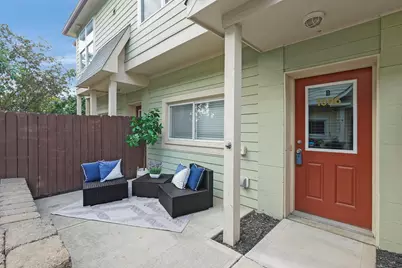 1096 Perry Street #B, Columbus, OH 43201 - Photo 1