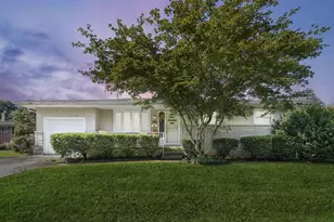 5227 Ivyhurst Dr, Columbus, OH 43232 - Photo 1