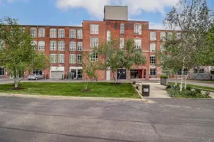 448 W Nationwide Blvd, Columbus, OH 43215 - Photo 1