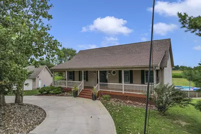 1350 Leonard Road NW, Baltimore, OH 43105 - Photo 1