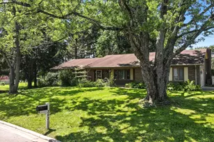 303 Pickering Dr, Pickerington, OH 43147 - Photo 1