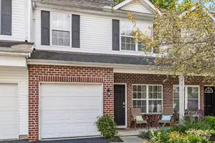 634 Grove Cir, Columbus, OH 43230 - Photo 1