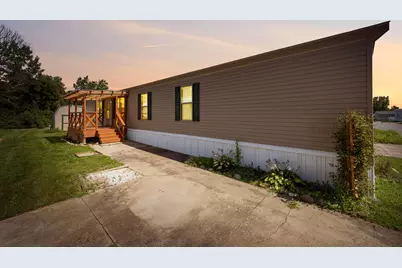 6106 London Groveport Road #J-38, Grove City, OH 43123 - Photo 1