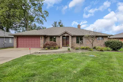 951 Lakeshore Drive W, Hebron, OH 43025 - Photo 1