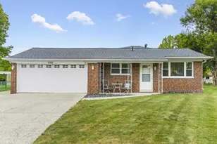 2763 Jenifer Pl, Columbus, OH 43219 - Photo 1