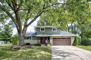 338 Rita Ct, Columbus, OH 43230 - Photo 1