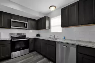 4984 Vanderbilt Dr, Columbus, OH 43213 - Photo 1