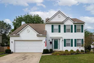 400 Sandmar Ct, Pataskala, OH 43062 - Photo 1