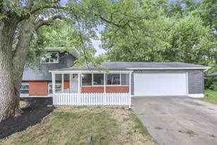 2288 Majestic Dr W, Columbus, OH 43232 - Photo 1