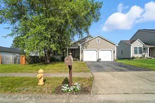 2402 Rock Creek Ct, Grove City, OH 43123 - Photo 1