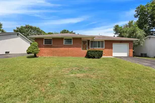 4824 Harbor Blvd, Columbus, OH 43232 - Photo 1