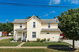 404 Garfield Ave, Lancaster, OH 43130 - Photo 1