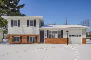 6373 Faircrest Rd, Columbus, OH 43229 - Photo 1