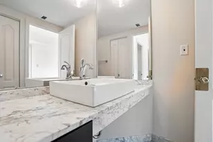 155 W Main St, Columbus, OH 43215 - Photo 26