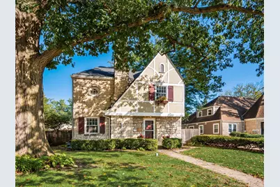 208 S Stanwood Road, Bexley, OH 43209 - Photo 1