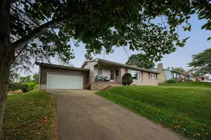 9 Hilltop Dr, Mount Vernon, OH 43050 - Photo 1