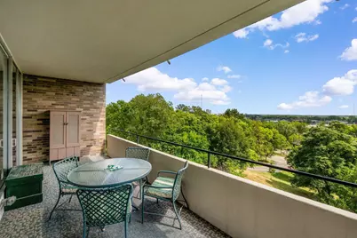 1000 Urlin Avenue #516, Columbus, OH 43212 - Photo 1