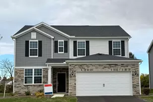 1470 Crest Dr, Galena, OH 43021 - Photo 1