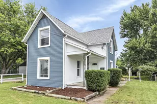 516 Fremont Rd, Port Clinton, OH 43452 - Photo 1