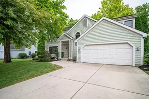 4553 Coolbrook Dr, Hilliard, OH 43026 - Photo 1