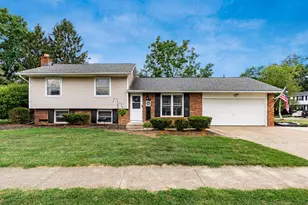 1079 Hilton Dr, Reynoldsburg, OH 43068 - Photo 1