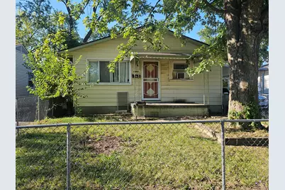 1653 E Blake Avenue, Columbus, OH 43219 - Photo 1