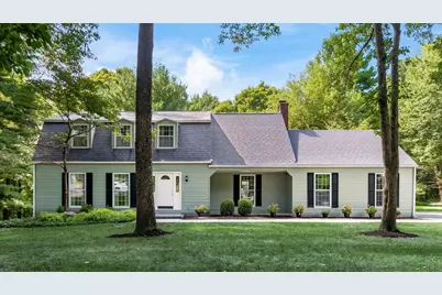 378 Pleasantview Drive NE, Granville, OH 43023 - Photo 1