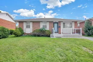 308 Oxley Rd, Columbus, OH 43228 - Photo 1