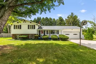 1349 Wilson Dr, Marion, OH 43302 - Photo 1