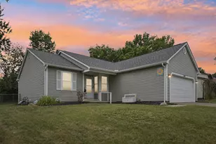 1439 Mentor Dr, Westerville, OH 43081 - Photo 1