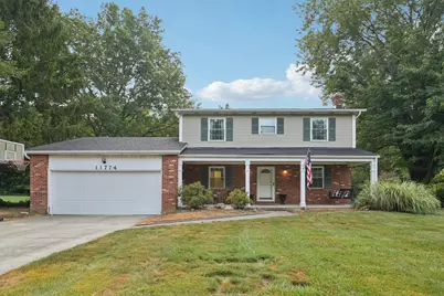 11774 Kennington Square E, Pickerington, OH 43147 - Photo 1
