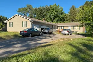 1942 Bairsford Dr, Columbus, OH 43232 - Photo 1